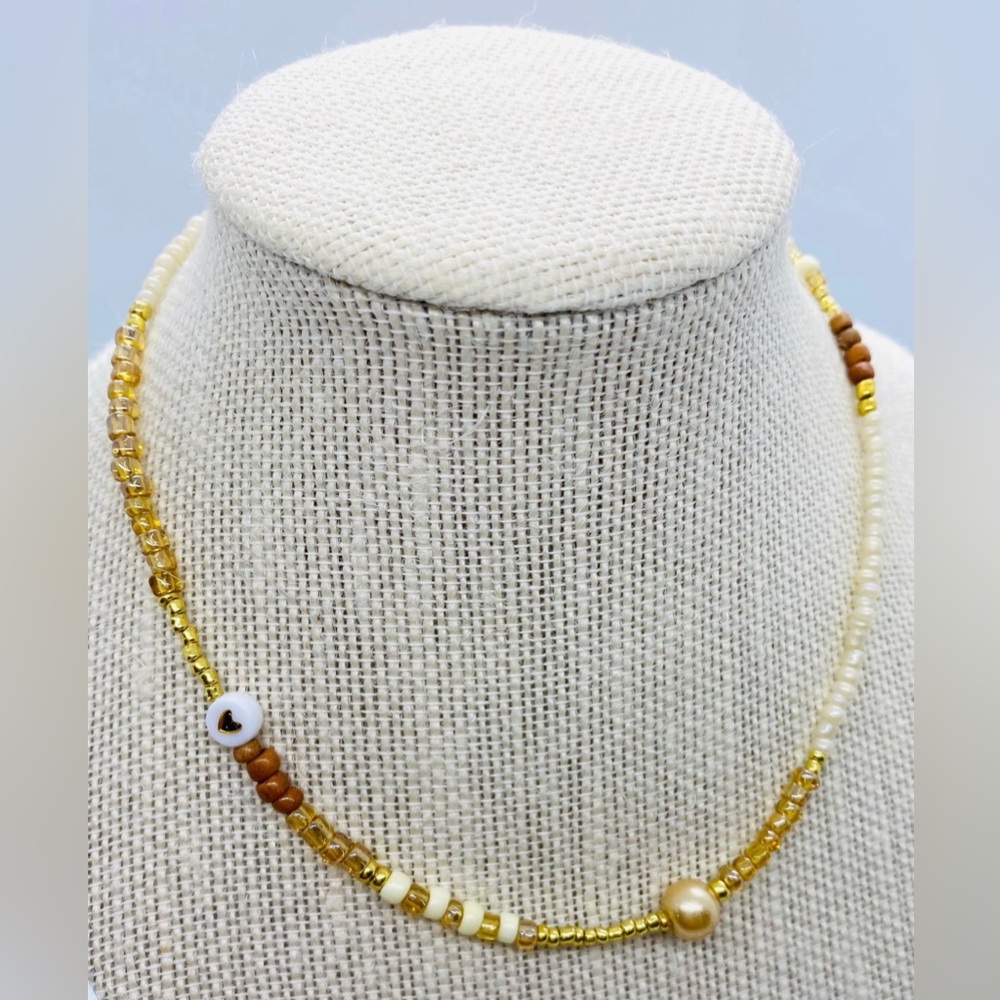 Cream Tan Gold Beaded Necklace Heart Pearl Charms Boho Y2K Fall Festival Preppy - Picture 3 of 7